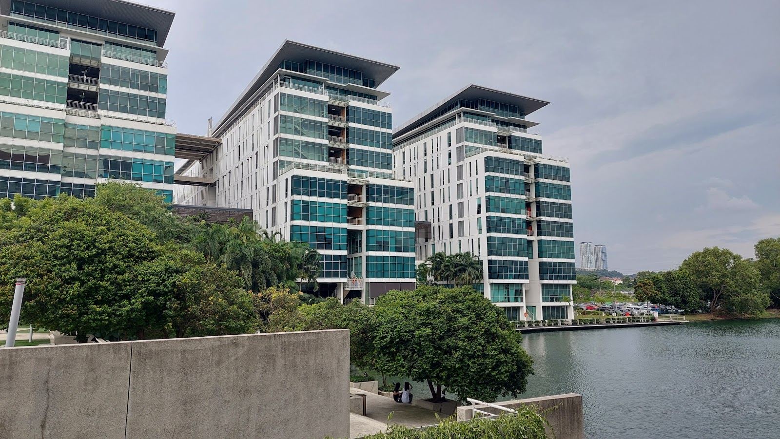 Campus thumbnail 1